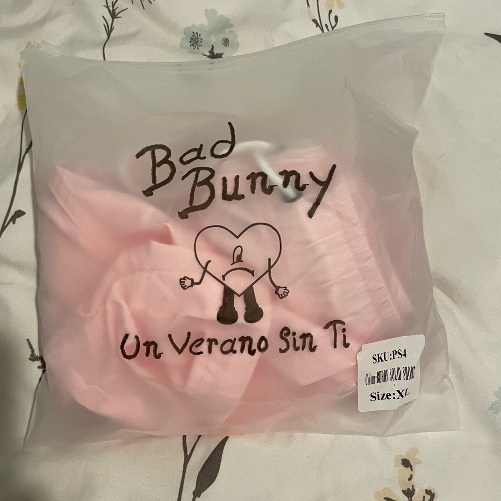 Bad Bunny Un Verano Sin Ti swimming trunks - Picture 2 of 5